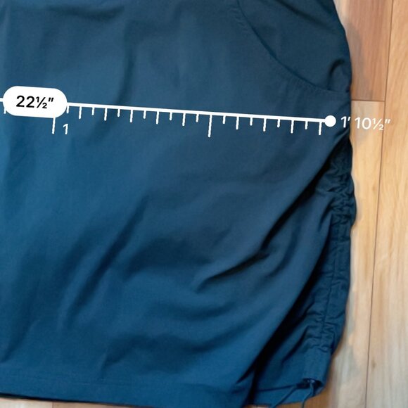Columbia skort with ruched details - Picture 7 of 8